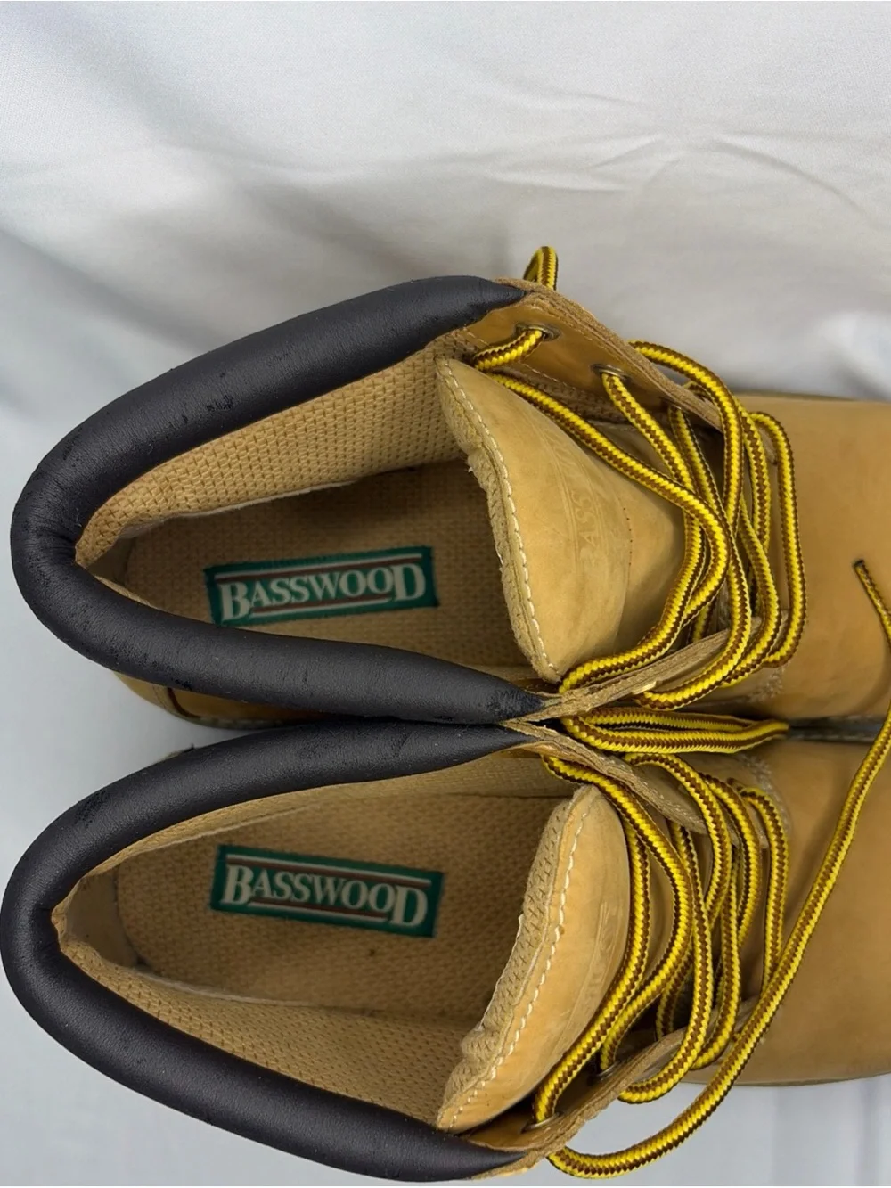 Men's Tan Work Boots - Durable Lace-Up Construction